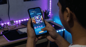 Mobile Legends player equipping Gusion Cosmic Gleam Legend skin using Zolaxis Patcher on Android.